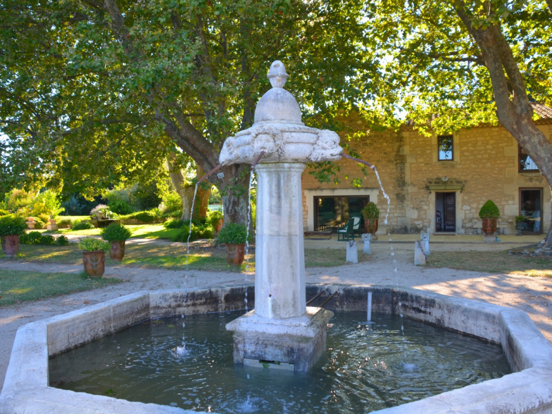 Vente mas, bastide Arles