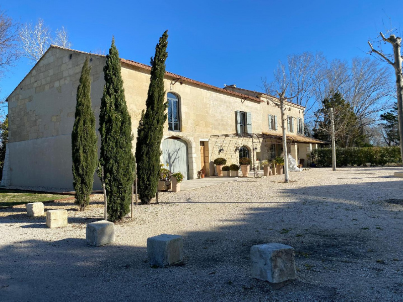 Vente mas, bastide Arles
